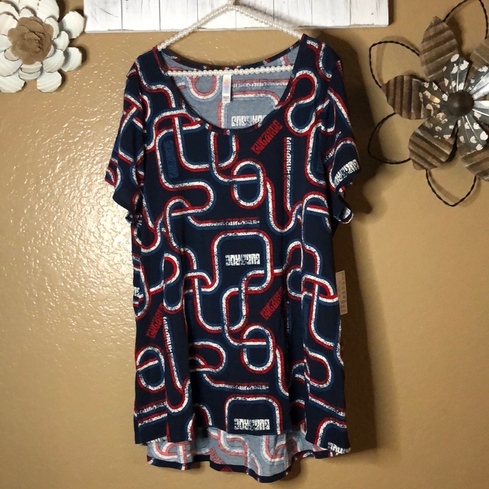 NWT 3XL LulaRoe Classic T Shirt